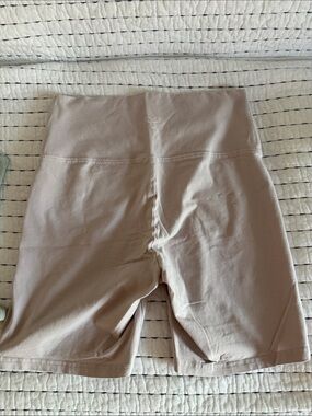 High-Waist Women's Bike Shorts in Taupe